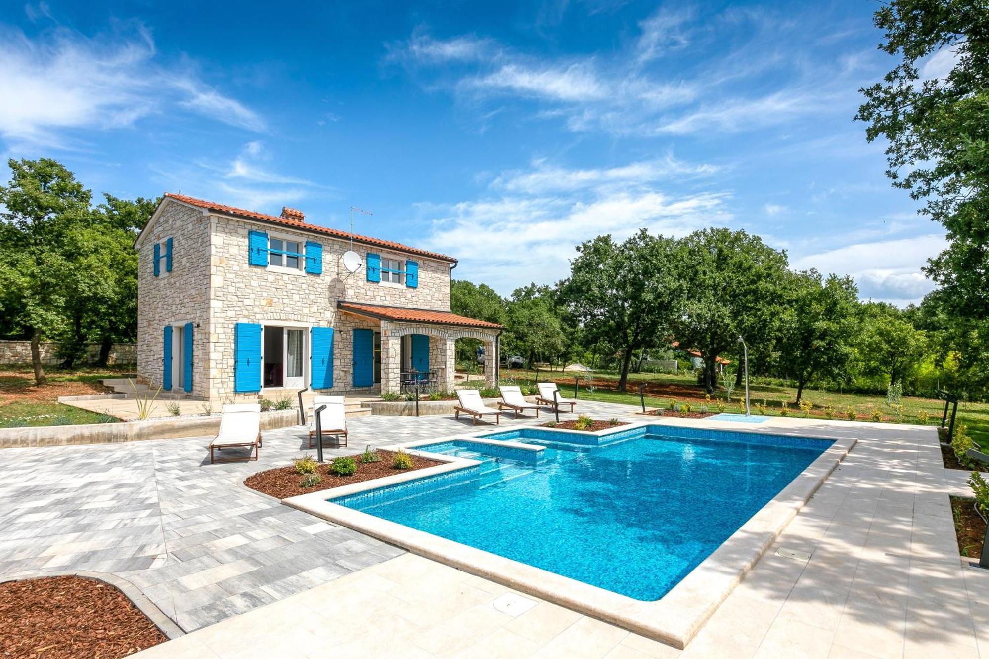Strandnahe Irena Funtana Mit Pool Ferienhaus *