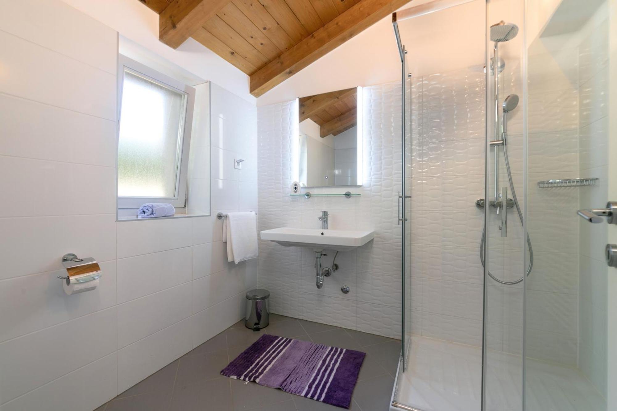 Ferienhaus Strandnahe Irena Funtana Mit Pool
