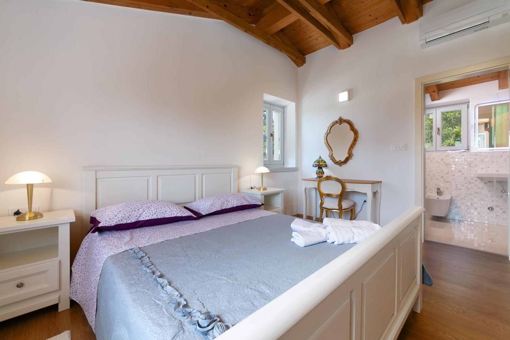 Ferienhaus Strandnahe Irena Funtana Mit Pool Poreč