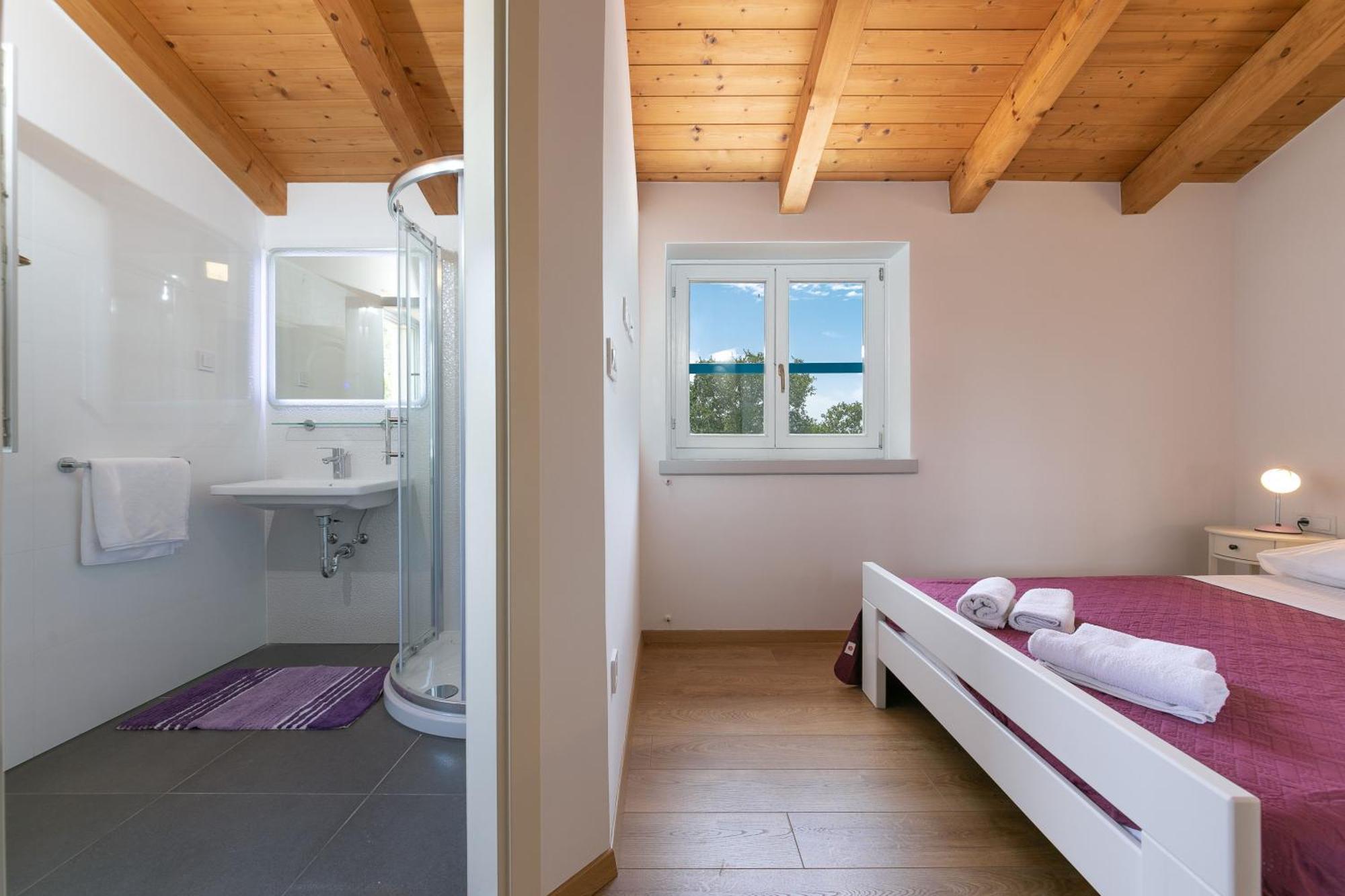 Strandnahe Irena Funtana Mit Pool Porec