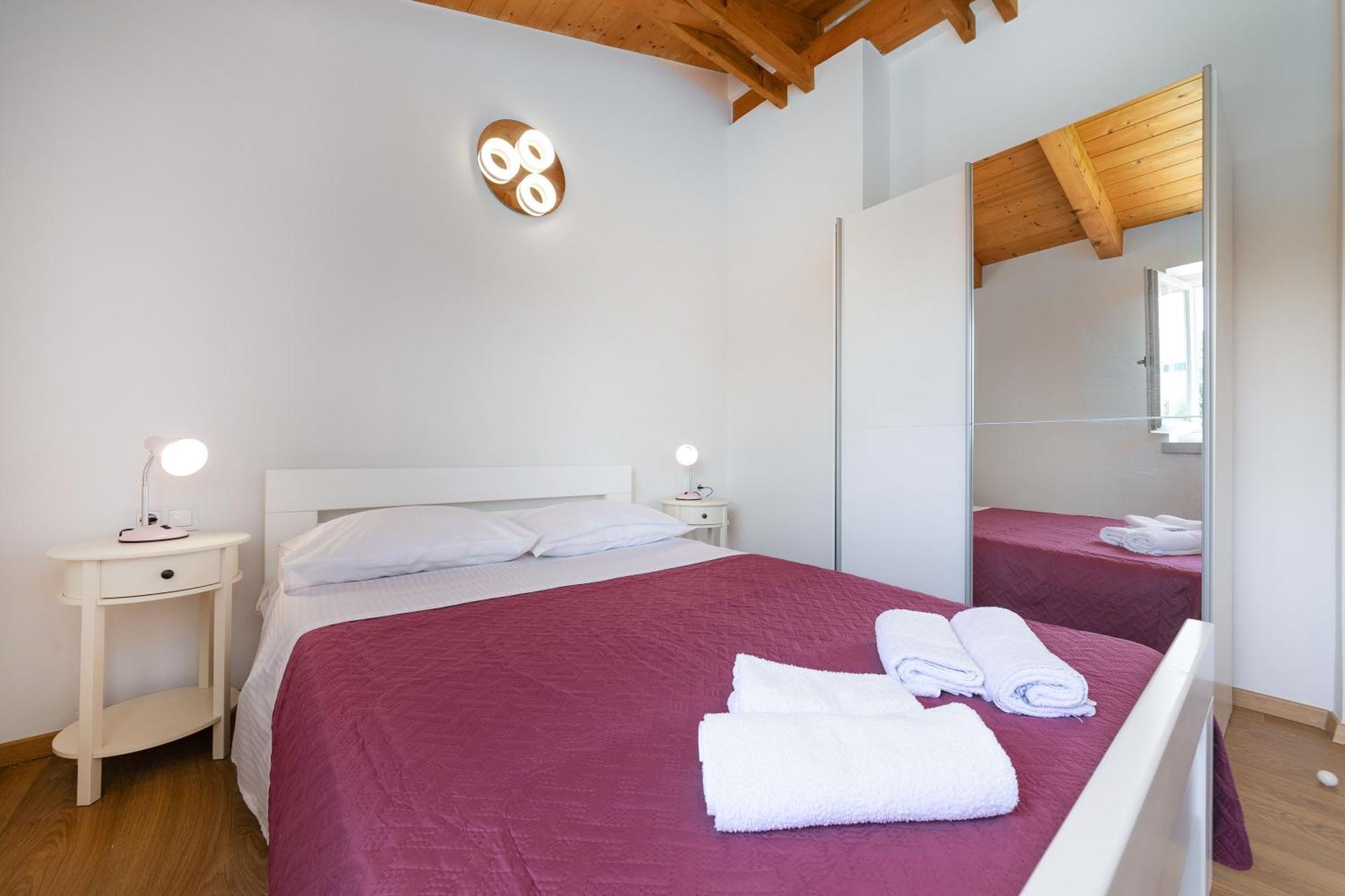 Ferienhaus Strandnahe Irena Funtana Mit Pool Poreč